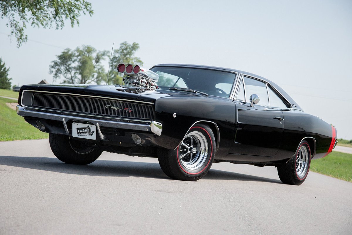 Carfluence's tweet photo. 1968 Dodge Charger R/T https://t.co/sFQHYtdeyZ
