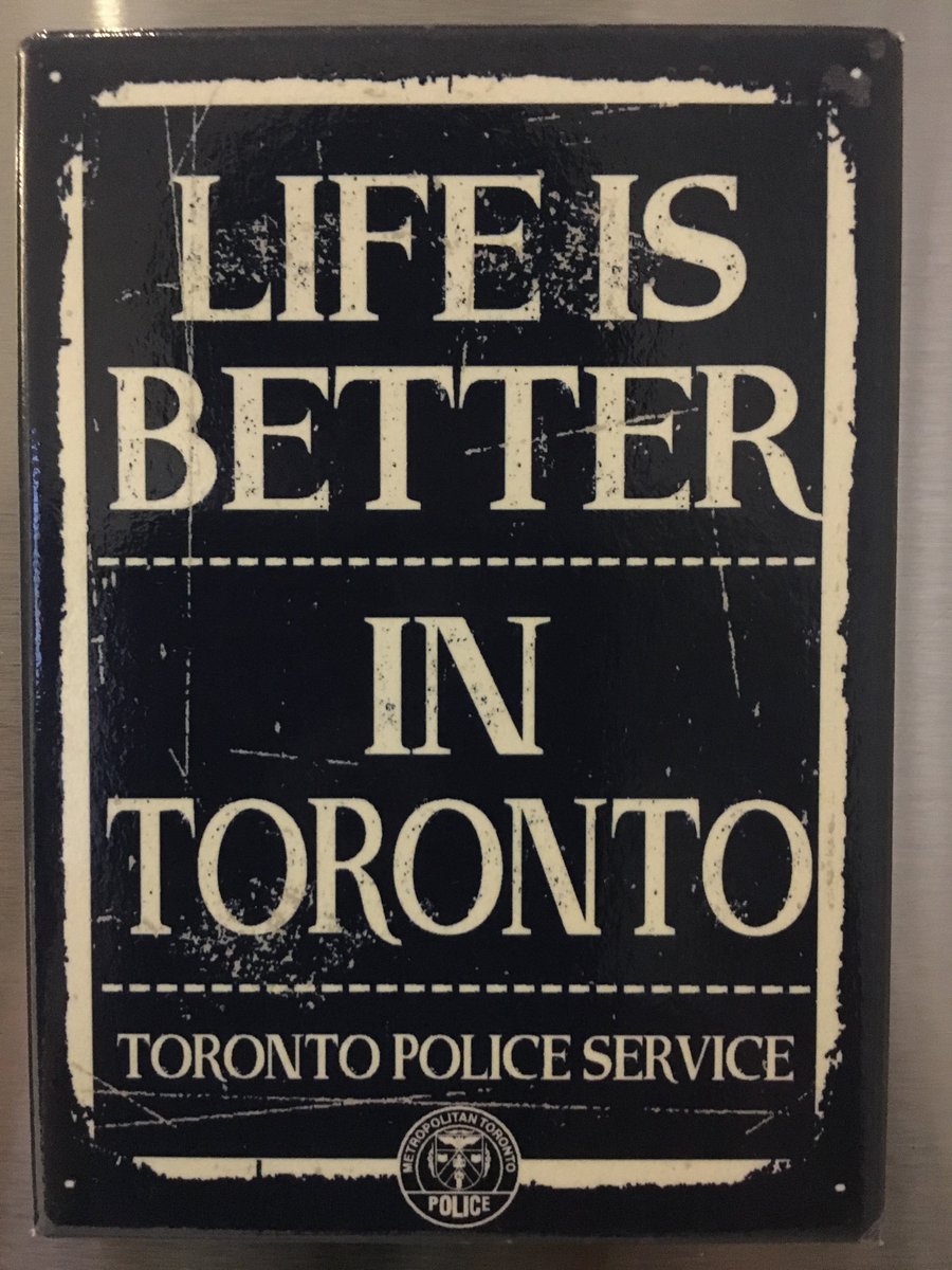 TPSKyle's tweet image. Social Media training with the Toronto Police Service.  Thank you @thecoffeecop &amp;amp; @GraffitiBMXCop for getting me online!