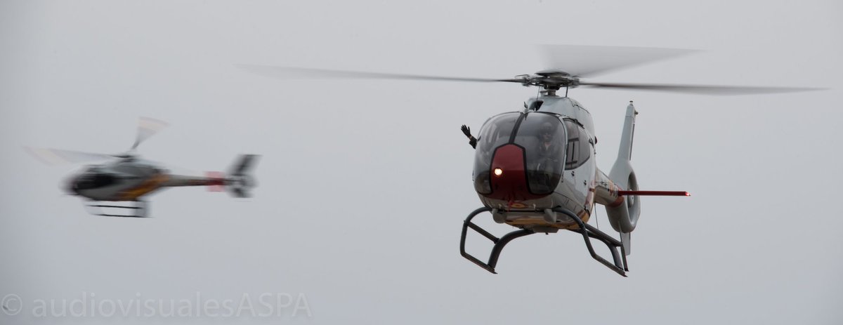 PatrullaAspa's tweet photo. #FelizMartes familia!! #EsDeAviadorSaludarAlSpotter
#helicopter #Helicópteros #avgeeks #Aspa2017 @EjercitoAire https://t.co/BR5b0rPxHr
