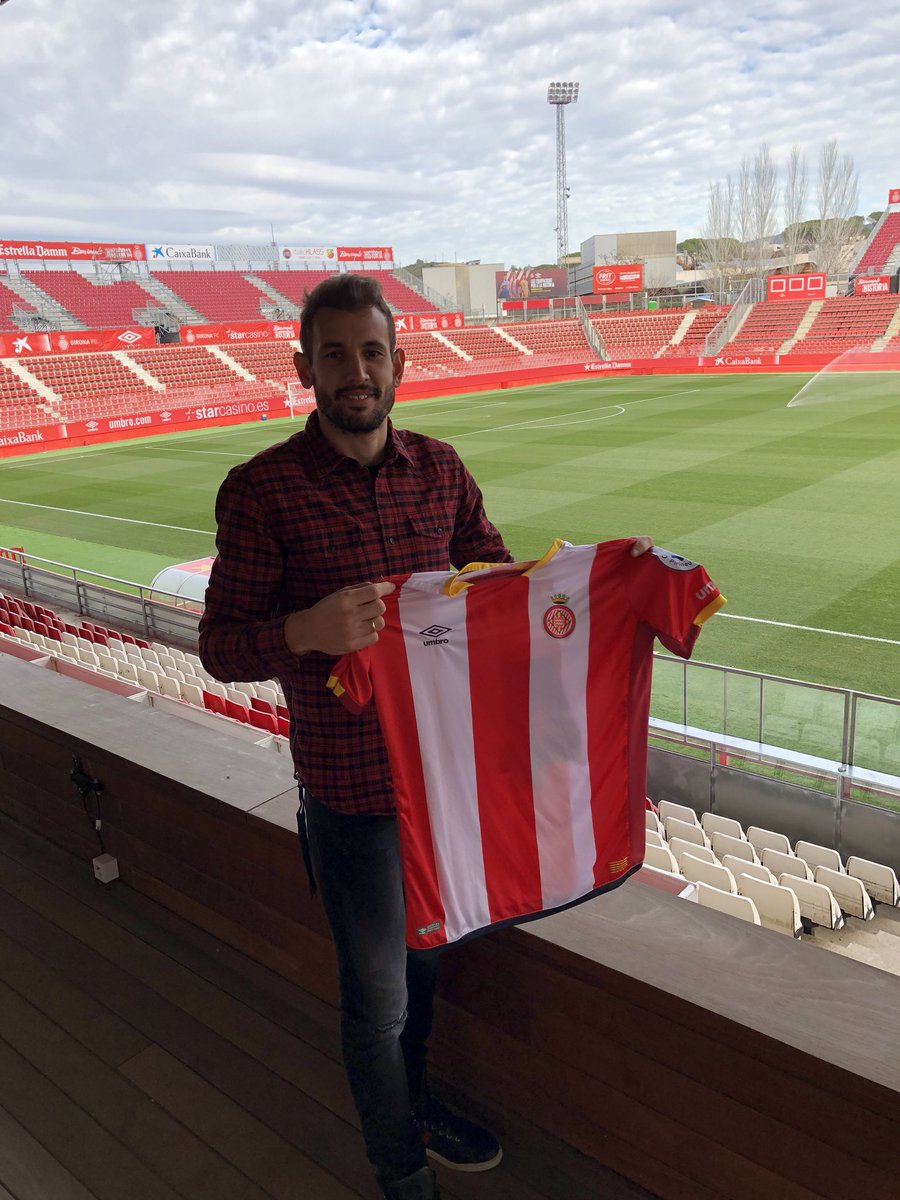 CristhianStuani's tweet image. Participa con un Retweet del sorteo de mi  Camiseta oficial!!! Tienes tiempo hasta el 23/12. Un regalo de navidad para mis seguidores 👏👏👏