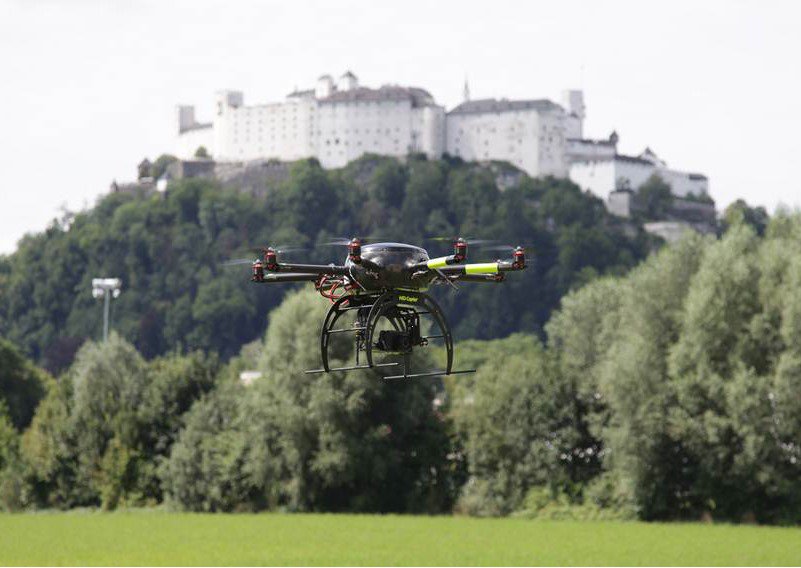 agit_team's tweet photo. Der UAS Summit geht in die nรคchste Runde! Organisiert wird er gemeinsam von der Firma #GridIT und #ZGIS.
Mehr Informationen gibt's auf unserer website. Wir freuen uns auf spannende Beitrรคge! https://t.co/gpn0FKjQHq #agit30 #UAS https://t.co/du75ImJNKm