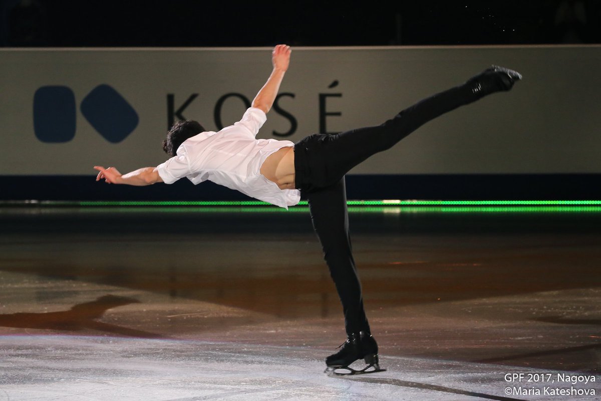 mariapixx's tweet photo. Nathan Chen 'Parachute' Exhibition at Grand Prix Final 2017
#GPFigure #gpf2017
more photos -> https://t.co/vAuMYhOQvc https://t.co/CPaCQH4jW6