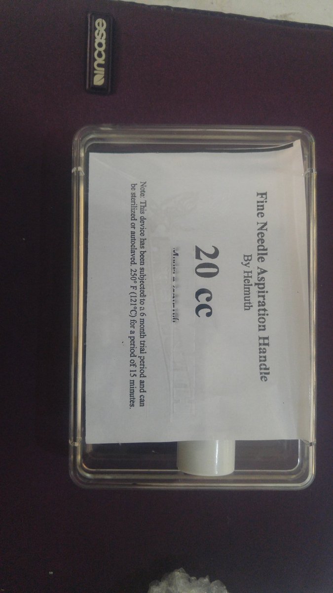 DrGeeONE's tweet photo. My first Christmas gift!
This is from a friend and a teacher here on Twitter who was touched by our zeal to improve even under a difficult environment.
This will definitely be helpful!
God bless you for this rare show kindness!
#Cytology
#FNA Handle by #Helmuth https://t.co/jCTAgzVab1