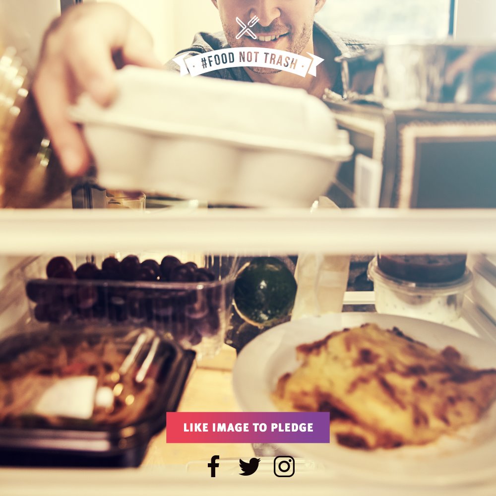 foodnottrash's tweet photo. Get on top of your festive feasting with our #foodstorage #guide! Whether you want to get ahead by making certain dishes in advance, or have a pile of #leftovers to grapple with, our #FoodNotTrash team has put together the ultimate guide: https://t.co/fh8xWl66Cb https://t.co/9cXM2TdWi8