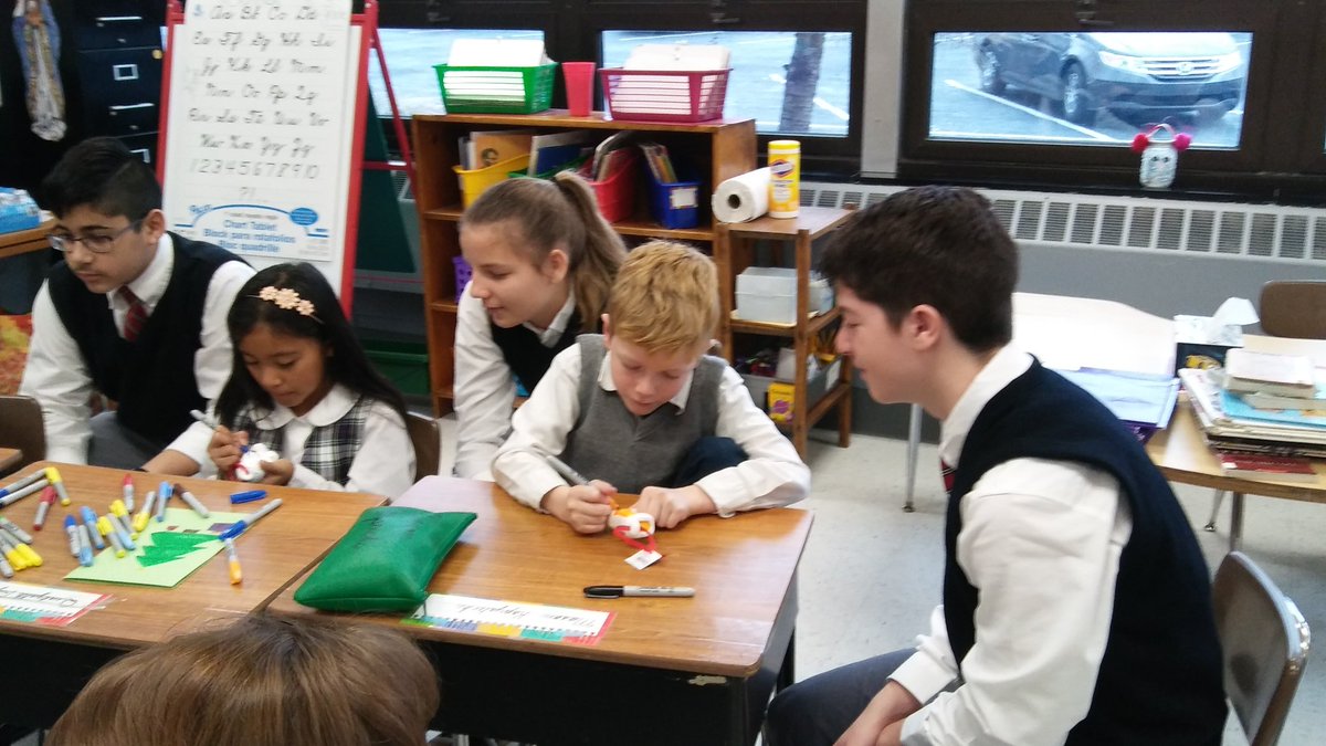 MrsWStAls's tweet photo. More Advent Angel fellowship and fun. #Advent #catholicschoolmatters @CatholicEd6 https://t.co/eOgZmjJpsL