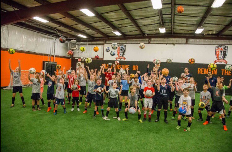 ttskillzsoccer's tweet photo. We had a lot of fun at Day 1 of camp! Looking forward to Day 2 tonight with some new guests! If you missed out last night there is a one day offer through the registration portal for camp tonight! Ages 6-10 5-7pm Ages 11-14 7-9pm Register via https://t.co/w3QtGnckC3 #ttskillz https://t.co/ZeaXKl47WG