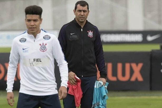 timaoinfo12's tweet photo. 📰APÓS SONDAGENS, CORINTHIANS E MARQUINHOS GABRIEL NEGAM POSSIBILIDADE DE EMPRÉSTIMO PARA 2018
•
📸Daniel Augusto Jr/Ag. Corinthians
📰Meu Timão
•
#VaiCorinthians #AquiÉCorinthians #FéAlvinegra #Coringão #CorinthiansTV #Foxlux #ciadoterno #UniversidadeBrasil #FielTorcedor #Fiel https://t.co/wcpvEd45Vh