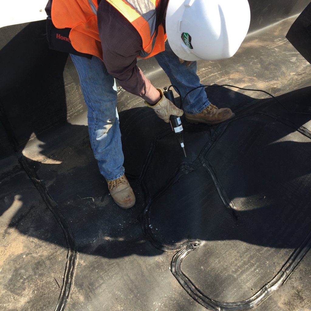 COMANCO's tweet photo. @COMANCO is Equivalent To #Quality
SAFETY ★ QUALITY ★ SERVICE
#ChemicalPlant #LinerInstallation #BlackLiner #Containment #Polylock #StoragePonds #Environment #Florida
https://t.co/nn8ewqb9AA https://t.co/ak0G3u1Hra