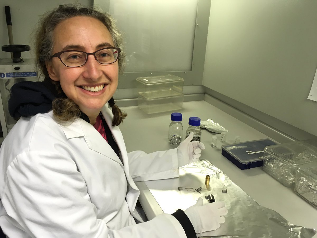 <a href="/upnorthproject/">UP-North Project</a> team members <a href="/NannonStevens/">Prof Rhiannon Stevens</a> and Jen Tripp busy making graphite targets at Oxford for Radiocarbon dating