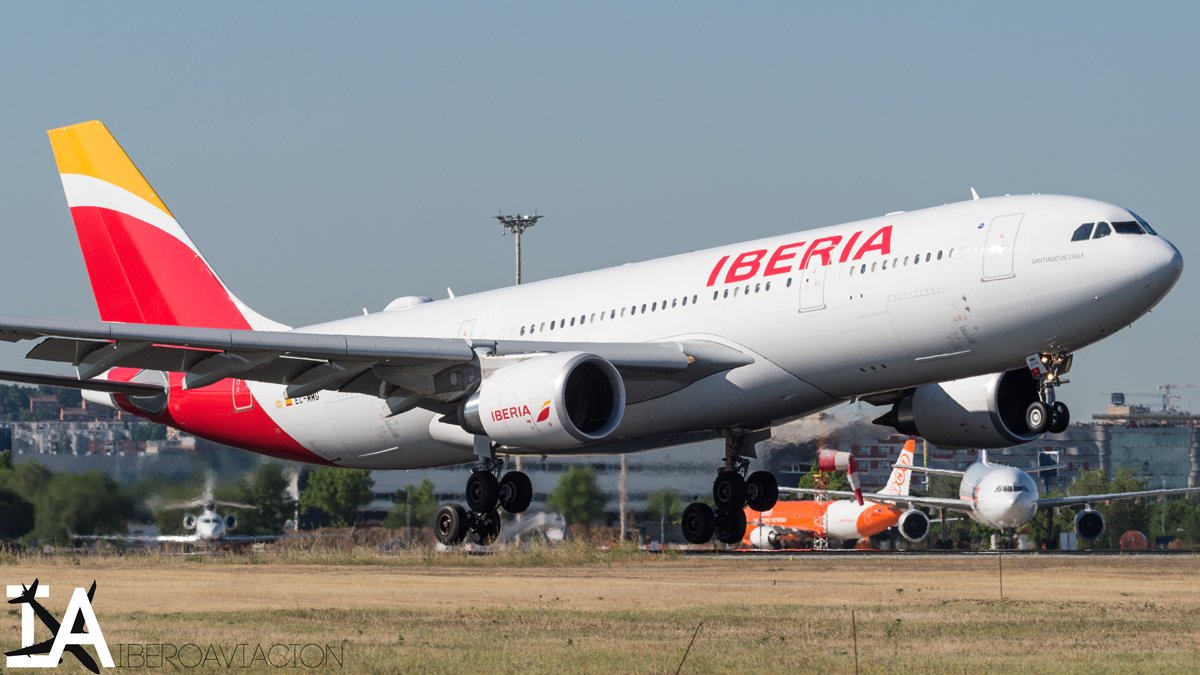 IberoAviacion's tweet photo. Iberia recibe su undécimo A330-200 EC-MSY "Santo Domingo"
#iberia #a330 #ecmsy #a332 @Iberia @Airbus #airbus
https://t.co/5fj48tCh4f https://t.co/UNOOYUzQ5a