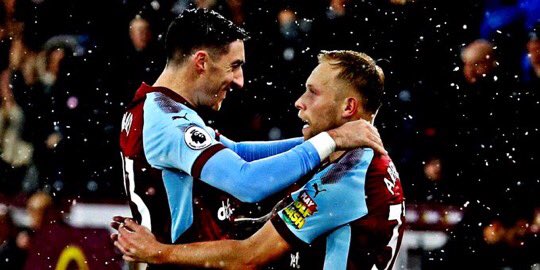 Netflix entra a la puja por obtener derechos televisivos para transmitir partidos de la Premier League.