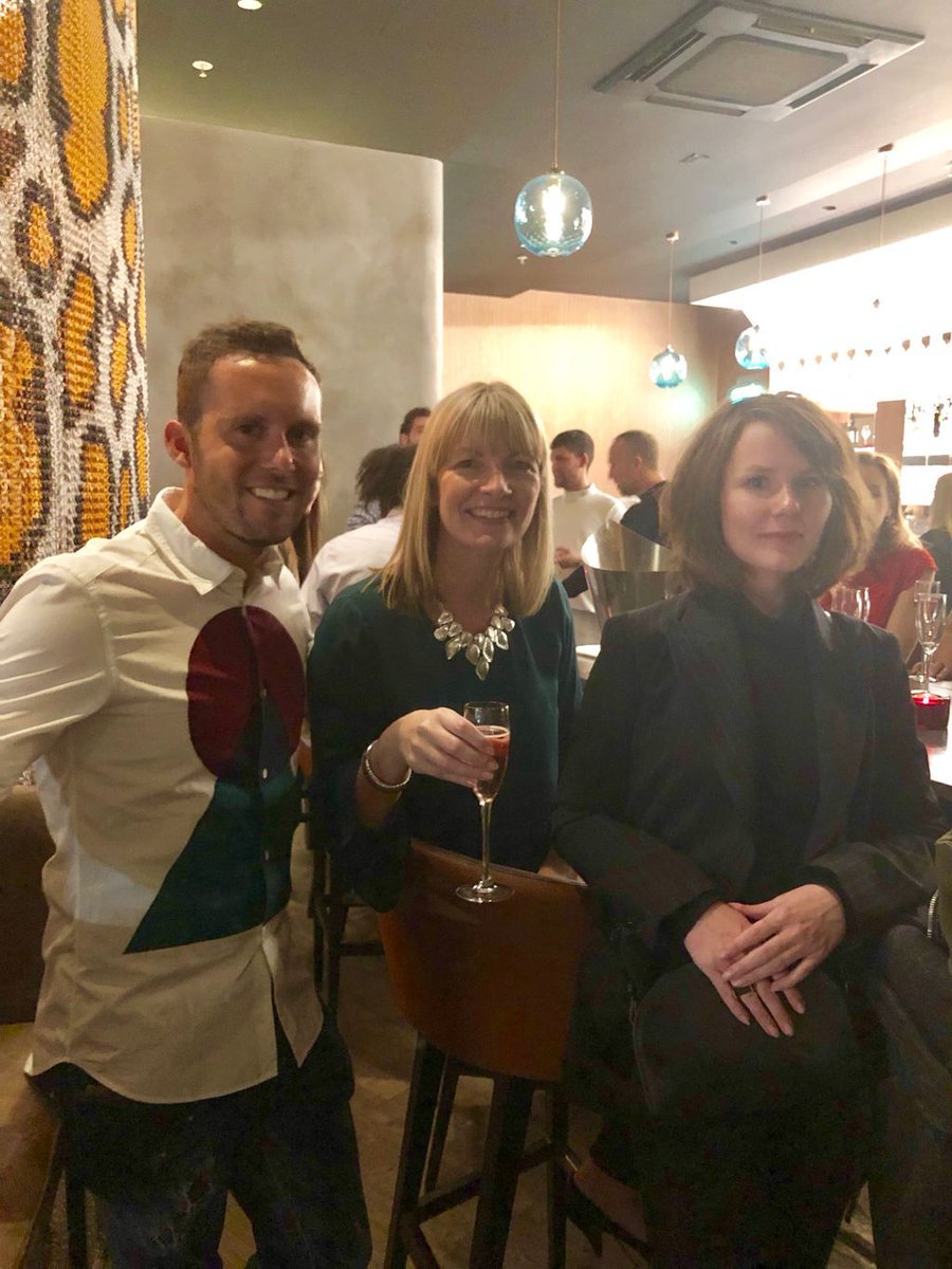 InsideOutLtd's tweet photo. Throwback to the Inside Out Christmas dinner last Friday night at @mrestaurants_ Safe to say we had a lovely evening with plenty of bubbles &amp; absolutely fantastic food! #MVictoria @mikereidchef https://t.co/vphRTyiks8