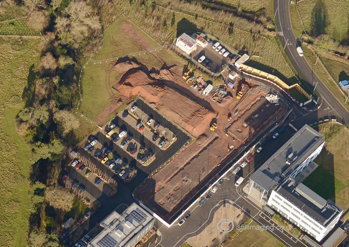 Chris Mills tweet media