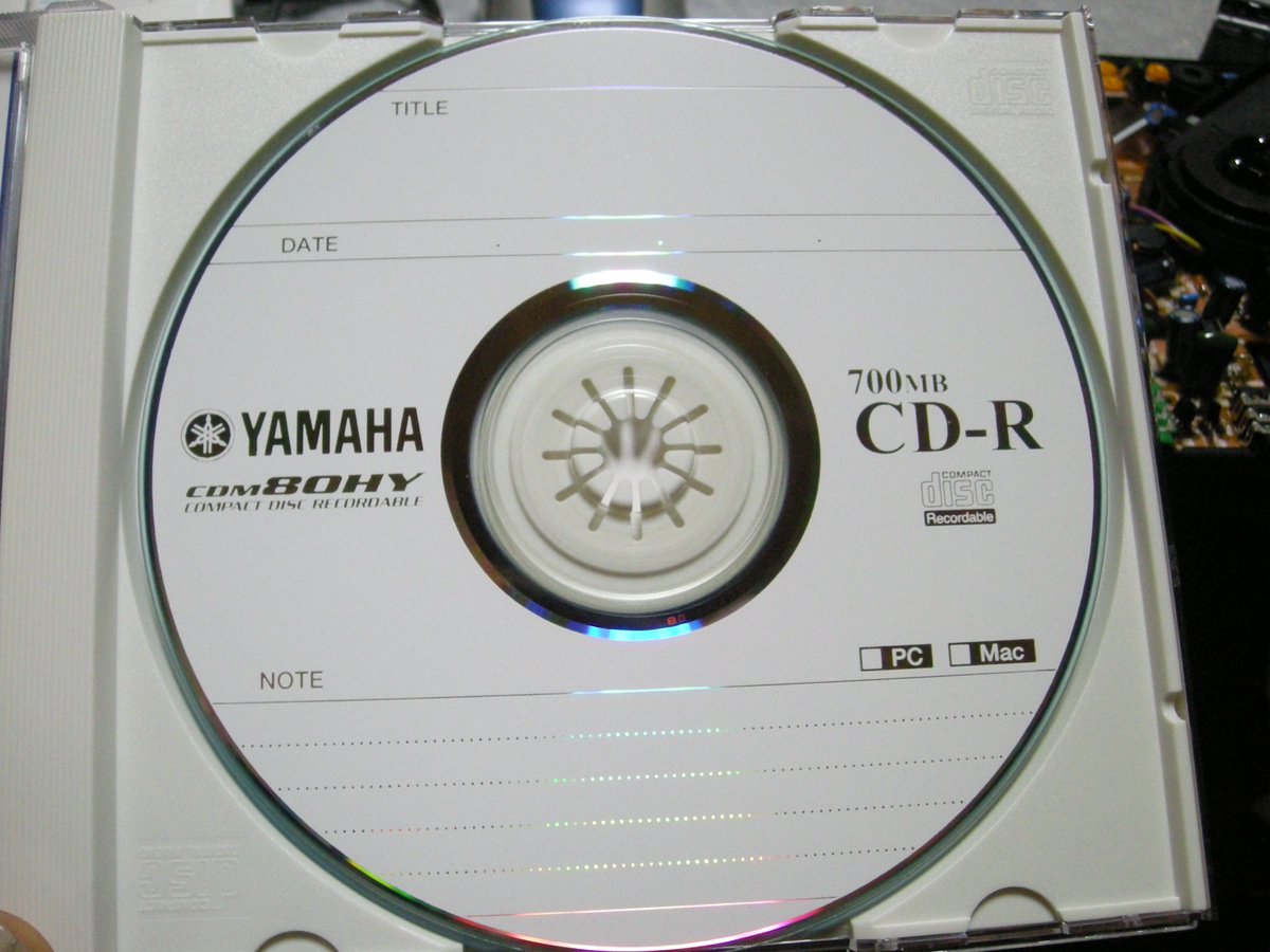 みは パイオニアは音楽用cd Rやcd Rwも発売していましたよ Cd Rは三井化学のフランス製だったりします データ用だった頃は自社製だったそうです みは パイオニアは音楽用cd Rやcd Rwも発売していましたよ Cd Rは三井化学のフランス製だったりします データ用だった頃は自社製だったそうです