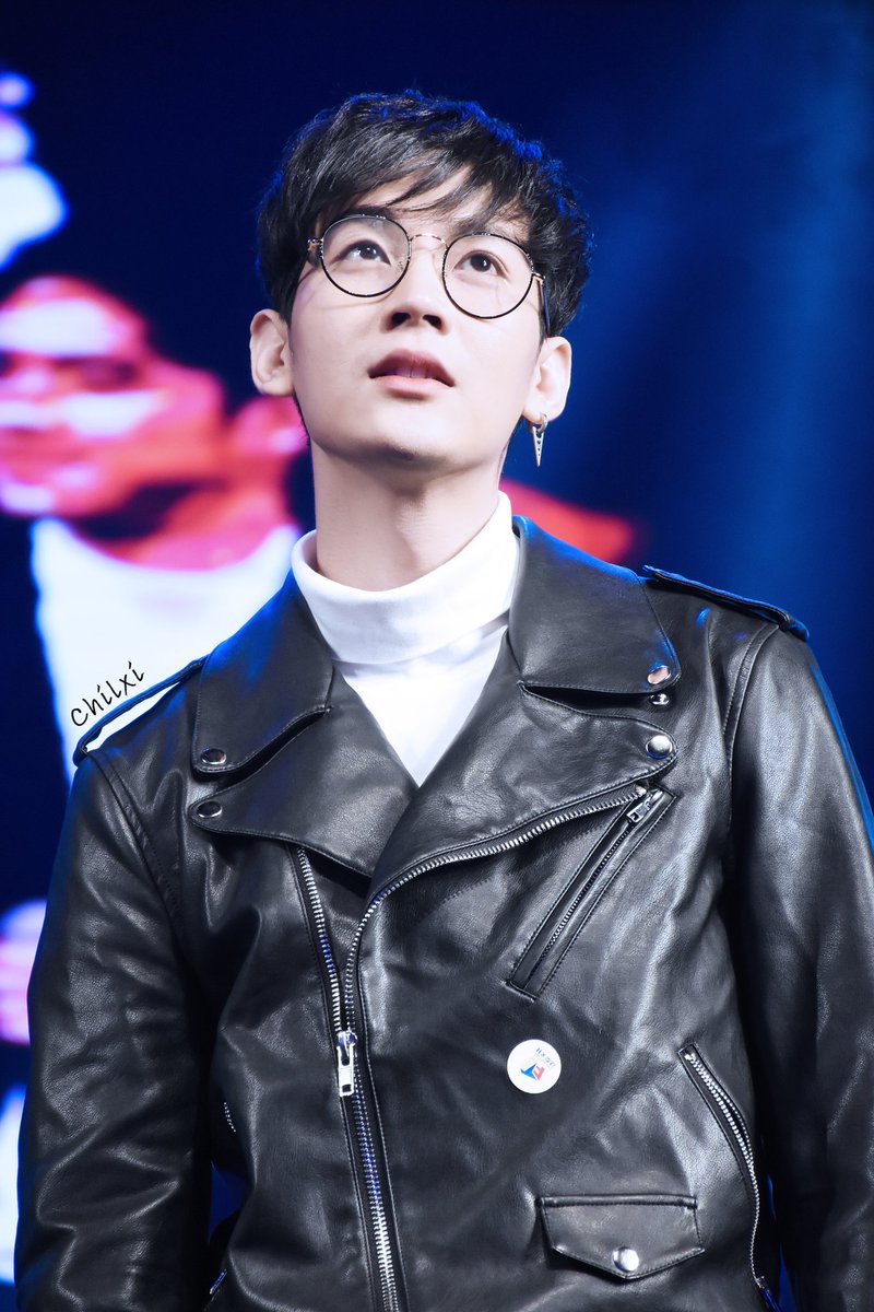 Chilxi4415's tweet photo. Miss you
@KiimMon 
#ขุณขิมมอญ #Kimmon https://t.co/cFvUkrvYO7