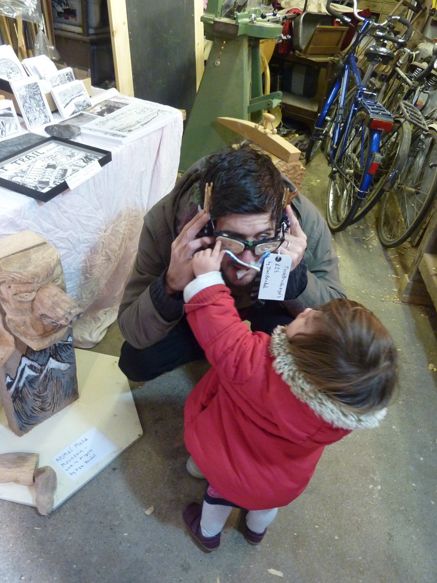 UniversalBendel's tweet photo. Some pics of Easton Arts Trail At Christmas 2017 below and more courses coming up in 2018 see:- https://t.co/jQhRBRwXbK https://t.co/FmNk5VuLLB