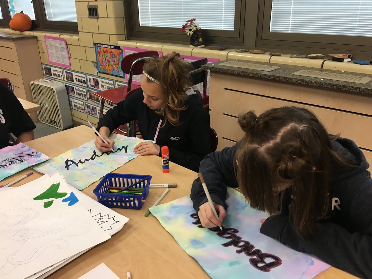 CMSDfablab's tweet image. Graffiti name projects from the #mobilefablab #steam #fablab @NewtonDBakerArt