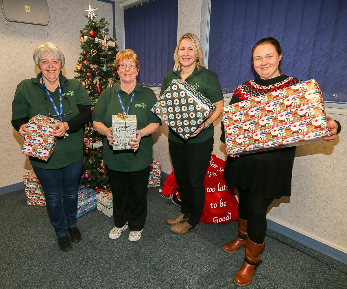 FifeHSCP's tweet image. Dementia Friendly campaign keeps rolling with Glenrothes Foodbank now on board.  #letsconnect Let's make a difference bit.ly/2oLkSk9