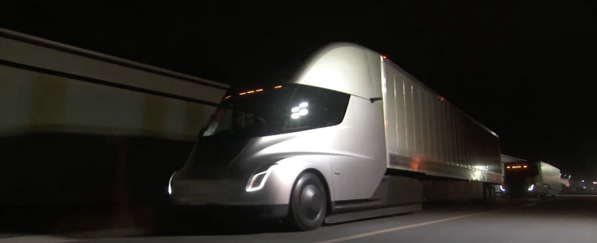 CainDeanna's tweet photo. Big Rig. Long Distance. All Electric. "@UPS Pre-Orders 125 @Tesla #Electric Trucks." - https://t.co/EtOJttPsGP - #Ecofriendly fully-electric Semi tractors travel up to 500 miles on 1 charge. #EVs 🌎 https://t.co/eUW0eLJXFt