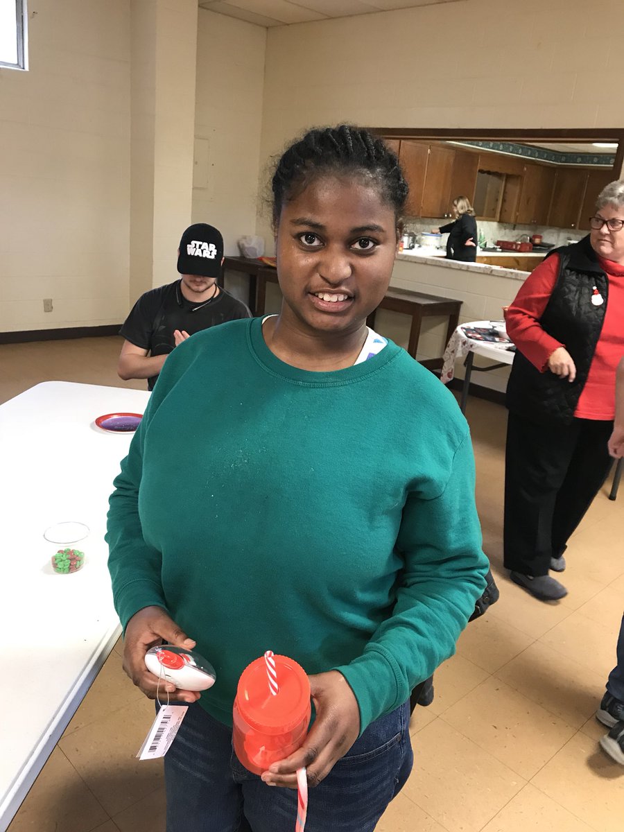 tracyjohnston18's tweet photo. Always a good time at the LINK Christmas Celebration! #gotwork #SPEDHomeTeam https://t.co/X9E18U74Rg