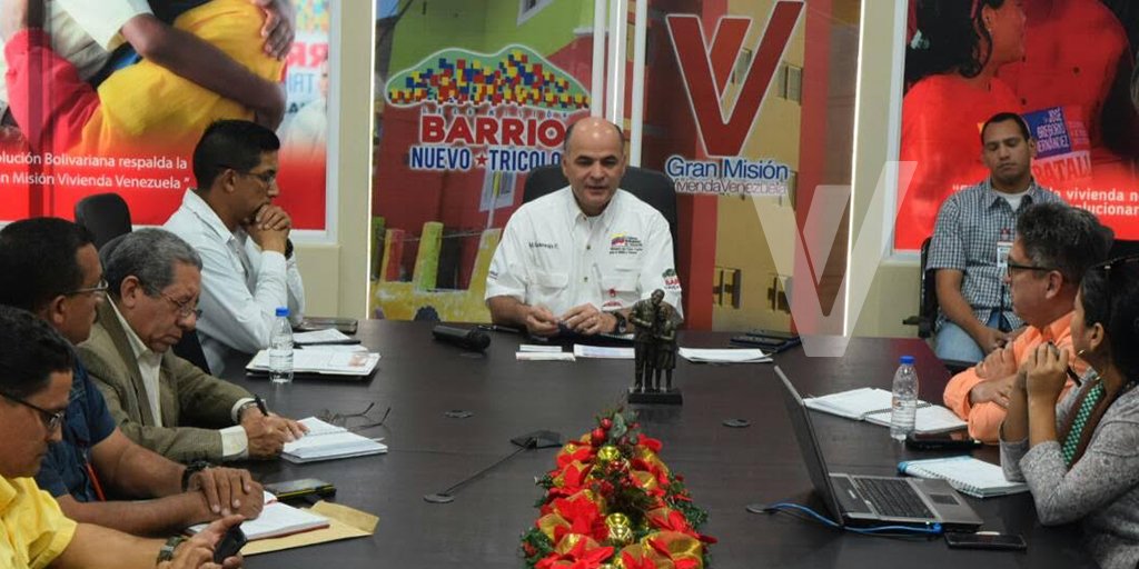 Minhvi_Oficial's tweet photo. #HOY ➔ #GMBNBT culminó la rehabilitación de 6.020 viviendas esta semana @MQuevedoF @IMVillarroel https://t.co/TJHH9d74ty