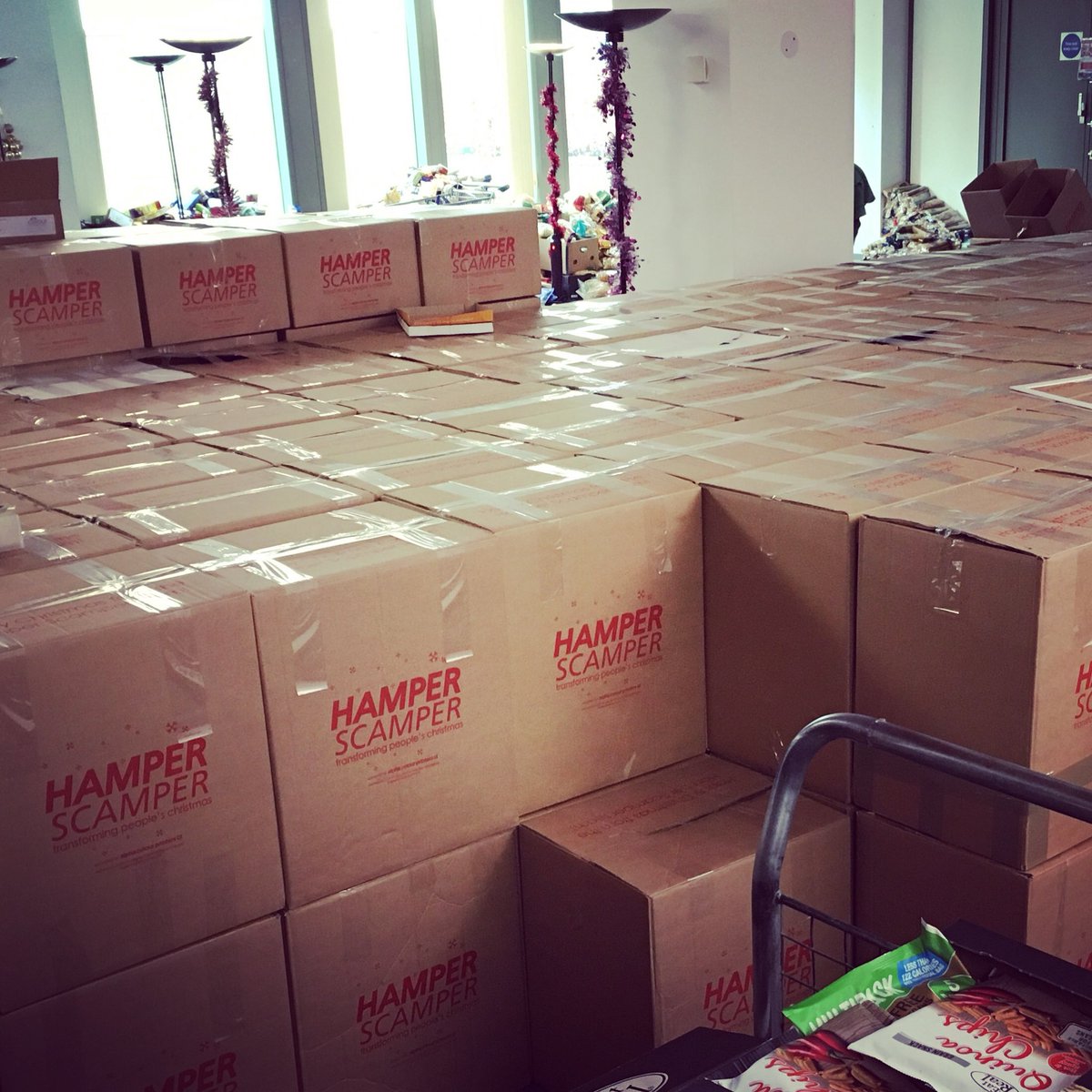 Alpha_Colour's tweet photo. Great to see today the boxes filled for @hamper_scamper AMAZING! Keep up the brilliant work guys! @CCPBizRelations #charity #gloucestershire #hamperscamper #print #transformingchristmas #food https://t.co/5ngH0CepBr