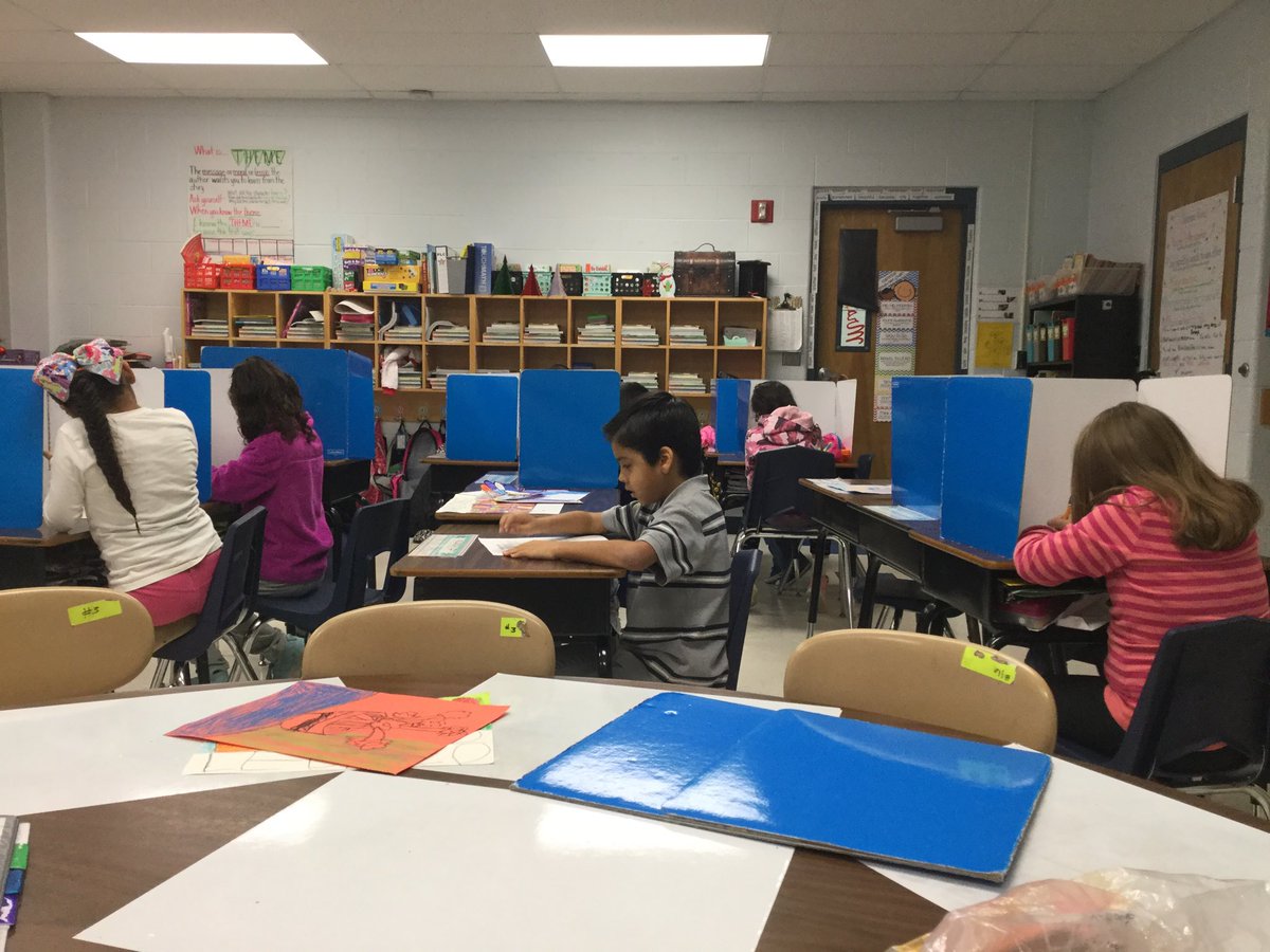 sgarcia8121's tweet image. Words Their Way “inventory”. It’s not a test, guys. Don’t freak out. It’s okay, it’s *not* a test #MichaelInspired #GarciaELAR #itsnotatest #wordstheirway