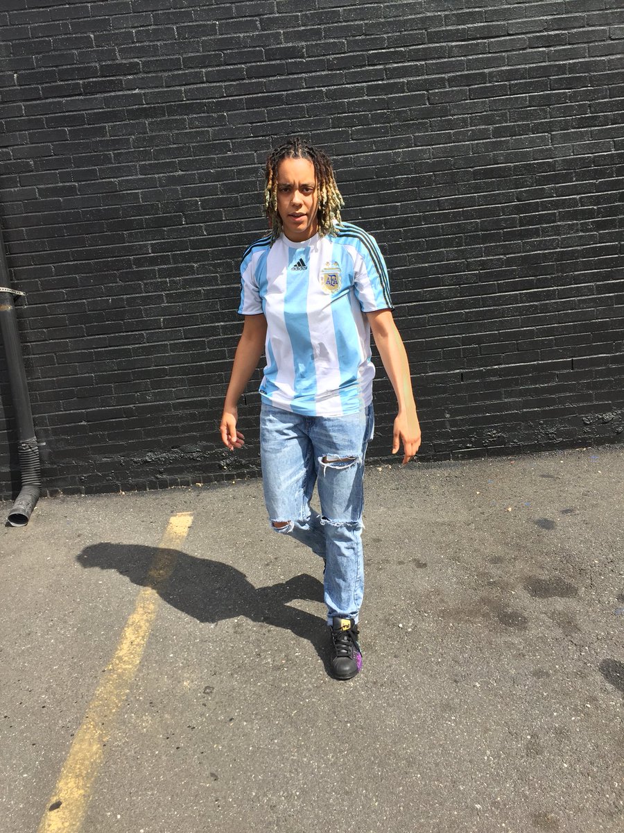 swodieodie's tweet photo. Two years down. Crazy my shits don’t even look the same #dreadappreciation #dreadheadtwitter https://t.co/tHmrwD5NW6