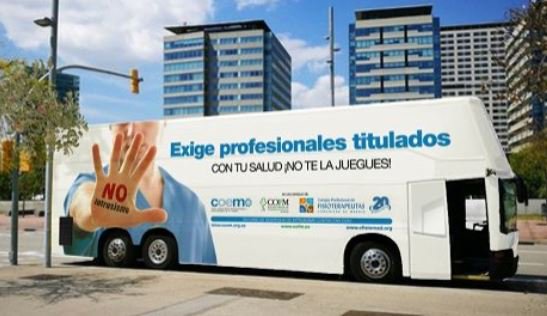 puntosigre's tweet photo. "Exige profesionales titulados, ¡Con tu salud no te la juegues!", campaña promovida conjuntamente por @COFMadrid, @cfisiomad y @dentistasCOEM para combatir el #intrusismoprofesional https://t.co/vIWsC3pLUd https://t.co/2D7iRjBrCp