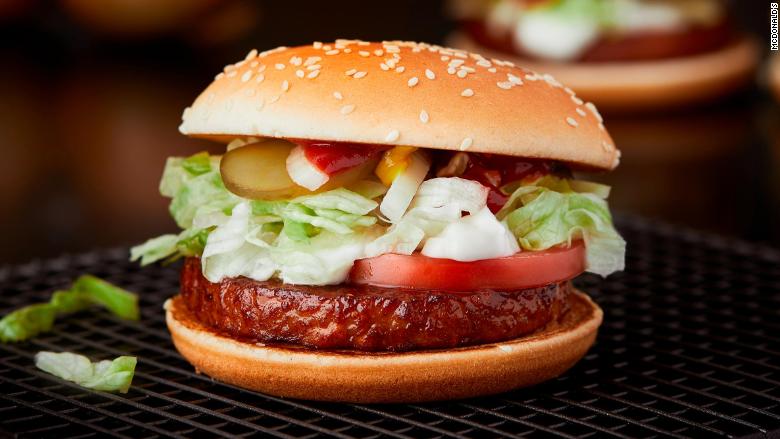 CNN's tweet photo. McDonald's plans to start selling a McVegan burger in hundreds of restaurants across Sweden and Finland https://t.co/EqwIELxN6B https://t.co/qHQANarqIs