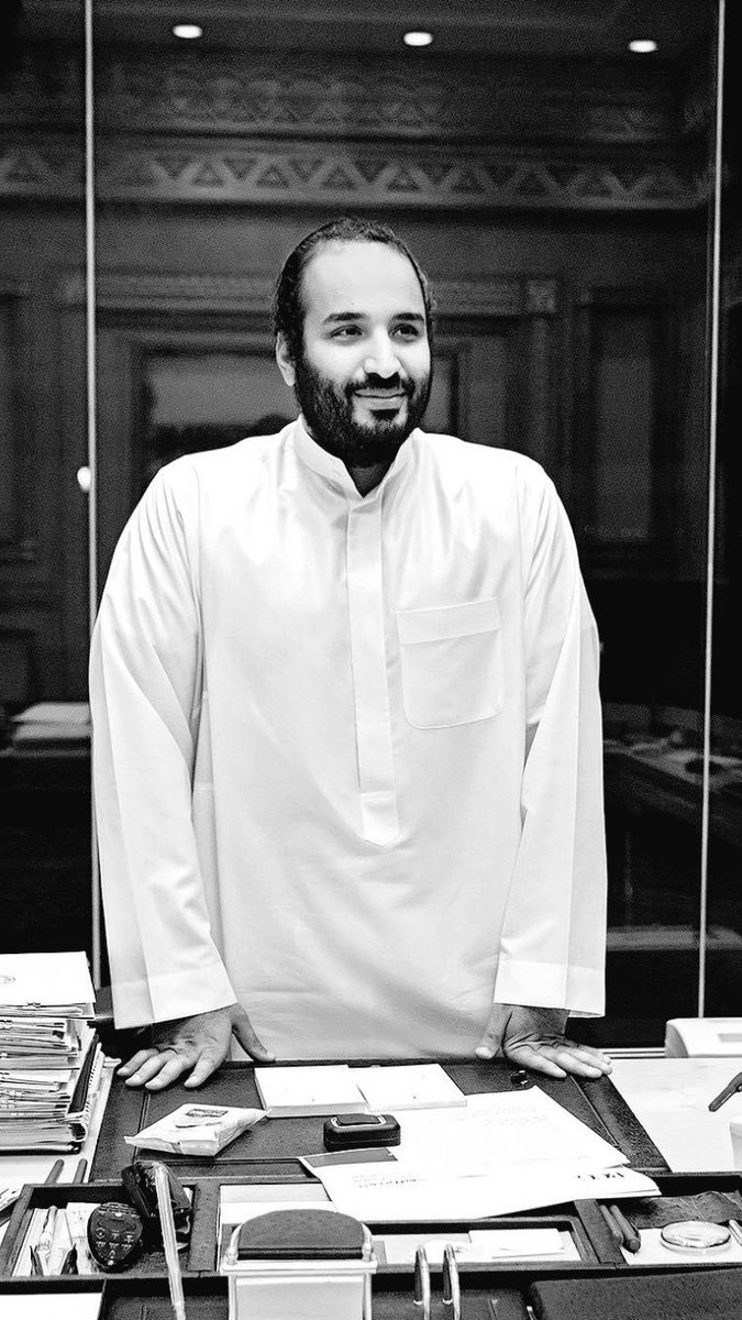Salansar1's tweet photo. من حقنا أن نفاخر العالم بأن لدينا (أكبر) عملية إصلاح إقتصادي في العصر الحديث؛ #السعودية خلال 2018 ستعتمد على 50% من النفط فقط مقارنة ب 92% خلال السنين الماضية.

#ولي_العهد لم يتكلم من فراغ حينما أدهش العالم وقال بأن المملكة تستطيع أن تعيش في 2020 بلا نفط. https://t.co/y5ZoCR79bU