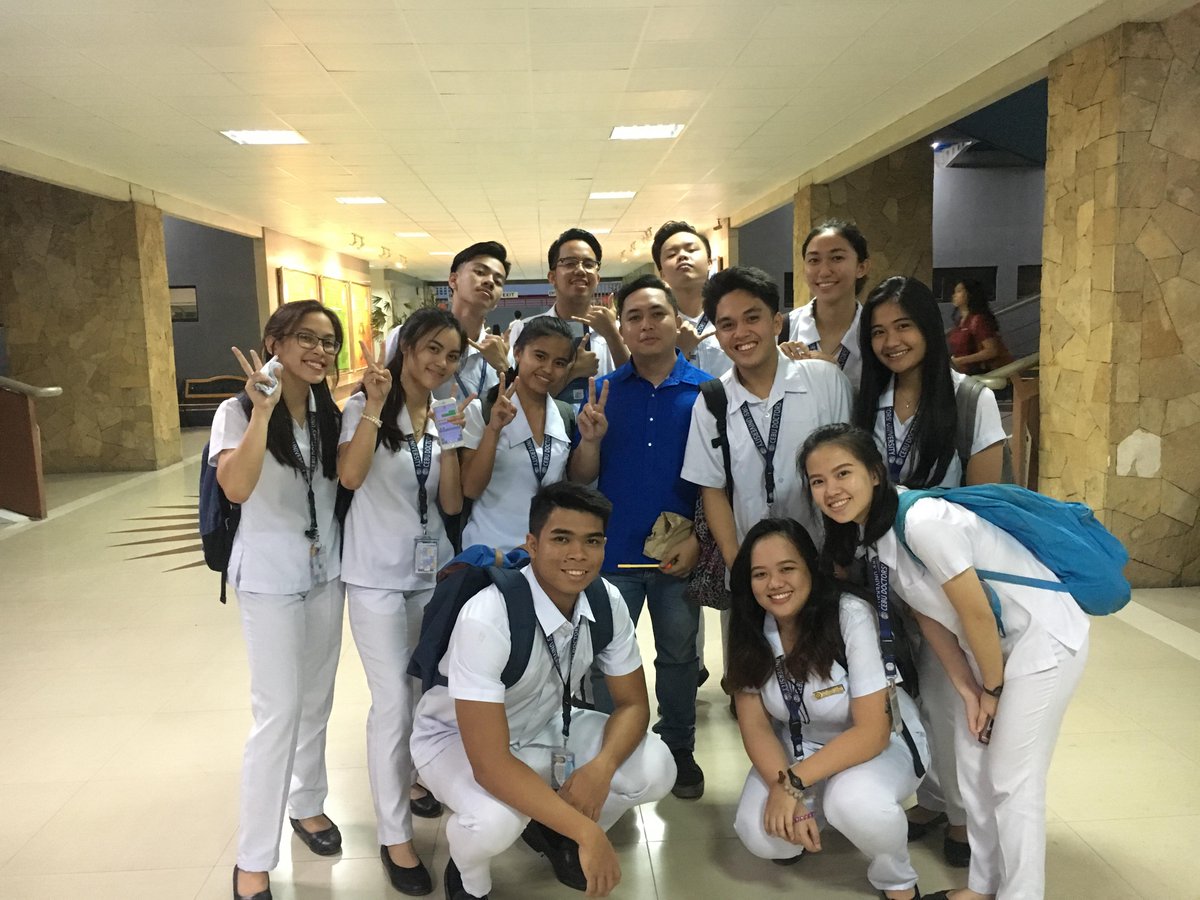 macSmenthol's tweet photo. Kanang makapa-picture kag balik aning mga studyante nga #TAGAYisLIFE but #ACADSisLIFER
Test I. Compare and contrast the two photos. Joke lang https://t.co/LC5QF7g2dM