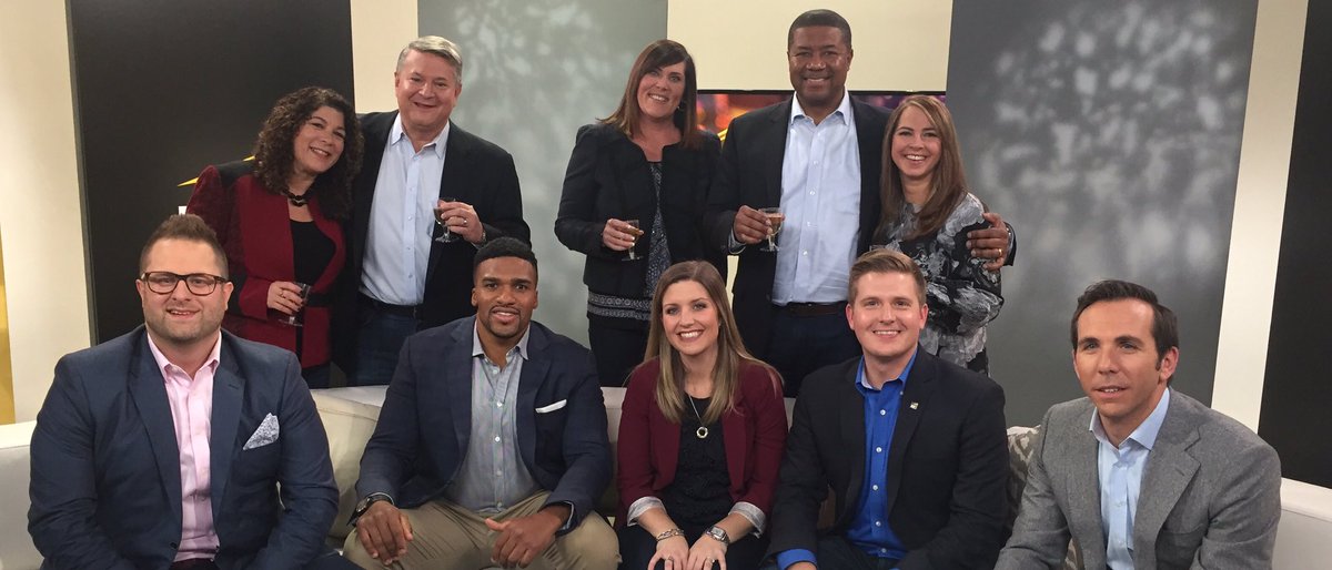 Lucky to work with this fantastic team today to talk #EY Recruiting Strategy @LarryNash_EY <a href="/KenBouyer/">Ken Bouyer</a> <a href="/HeatherRondorf/">Heather Rondorf</a> <a href="/EllenGlazerman/">Ellen Glazerman</a> <a href="/ryan__jankowski/">ryan jankowski</a> @EY_CareersUS