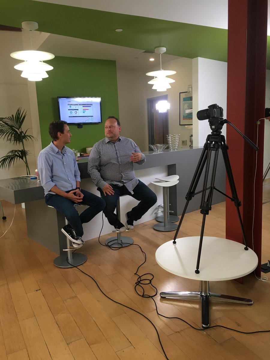 Discussing 35,040 reasons why solar as we know it is dead! Hint <a href="/naak/">Naaktime</a>...
#InternetOfEnergy #solar + #storage