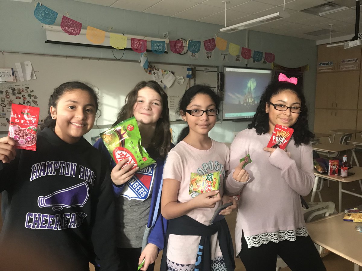 MsStrano's tweet photo. Foreign language club studied the symbolism of Japanese garden lanterns, enjoyed tradition Japanese snacks, cherry blossom tea and anime! Way to go! #EngageHB #WeAreHB https://t.co/73cCHXhEtS