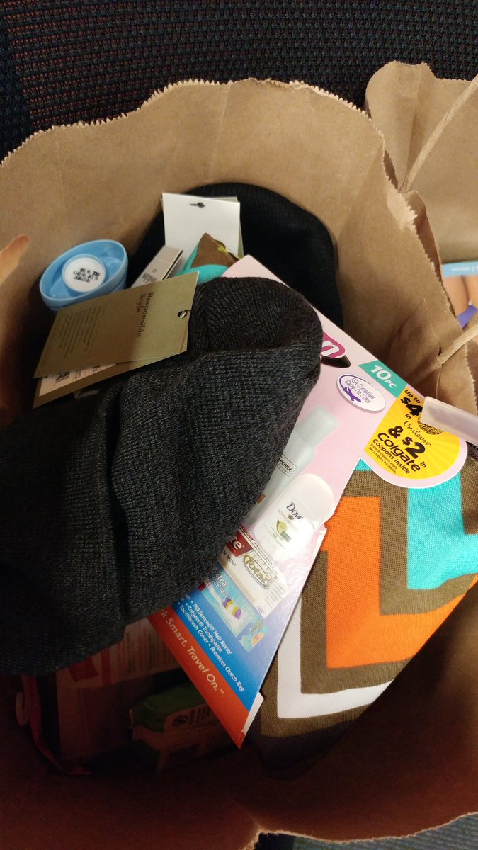 terra_byte's tweet image. Great day with our #Nerdstrom #womenintech group supporting @YouthCareSEA with a holiday drive for homeless youth.