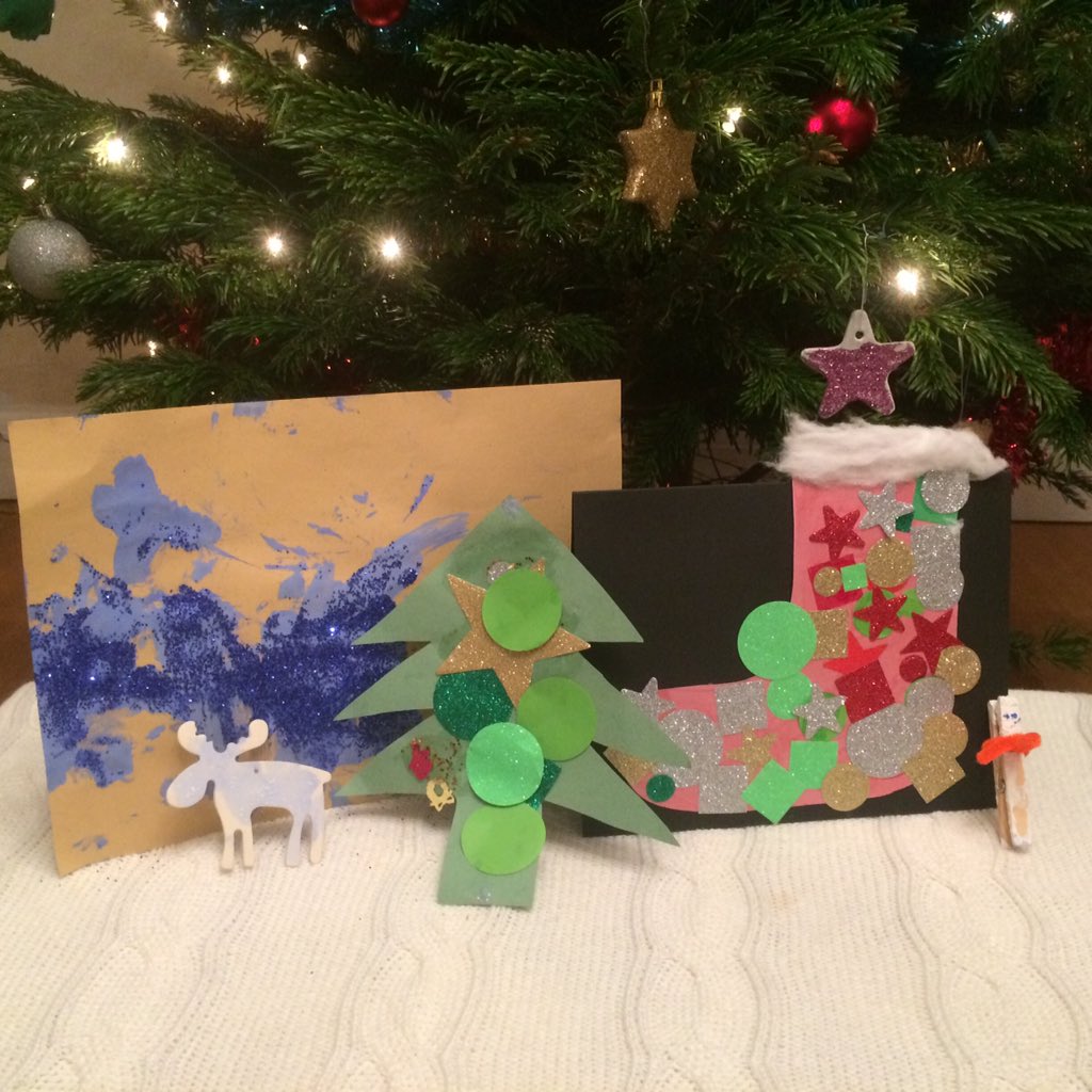 two_docs's tweet photo. Delivering handmade cards made by pre-schoolers to patients today. Pts were thrilled! @WestonNHS @JamesRimmerNHS https://t.co/kxbvzlDvdN