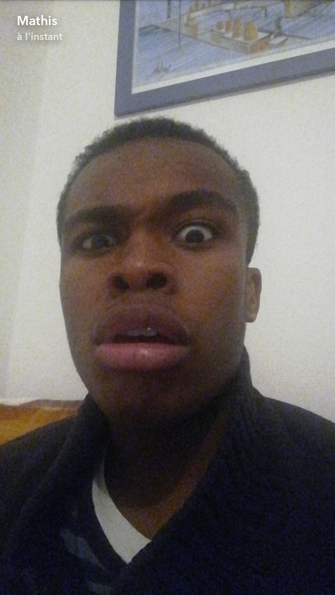 nxnxbricks's tweet photo. Qd on me dit de rentrer dans mon pays https://t.co/WBmTWKAABj