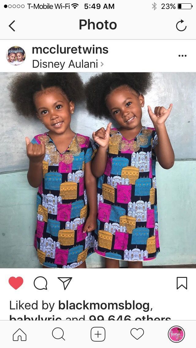 Magicpuffballs's tweet photo. The adorable @mcluretwins in their Hawaiian vacation
#mcluretwins
#puffballsrock
#magicpuffballs https://t.co/lXoTSXNZtU