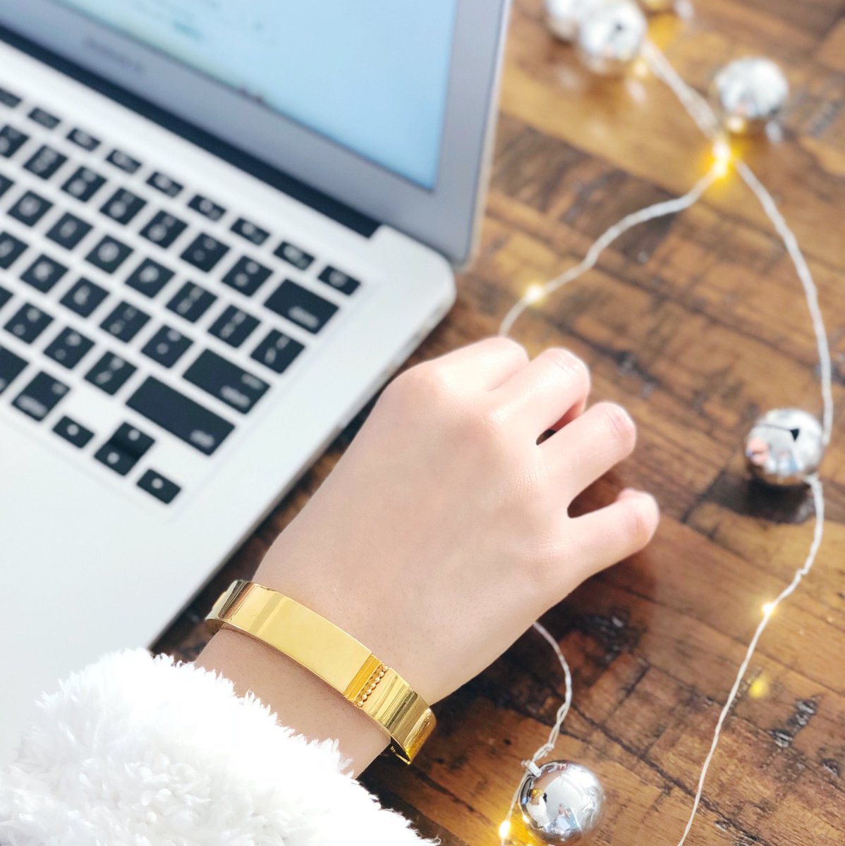 WiseWear tweet media