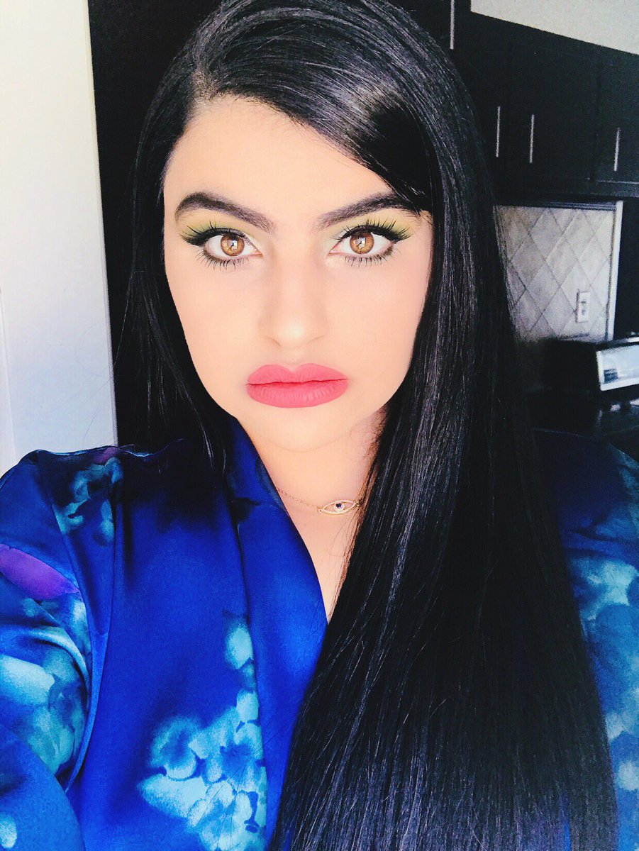 zainab tweet media