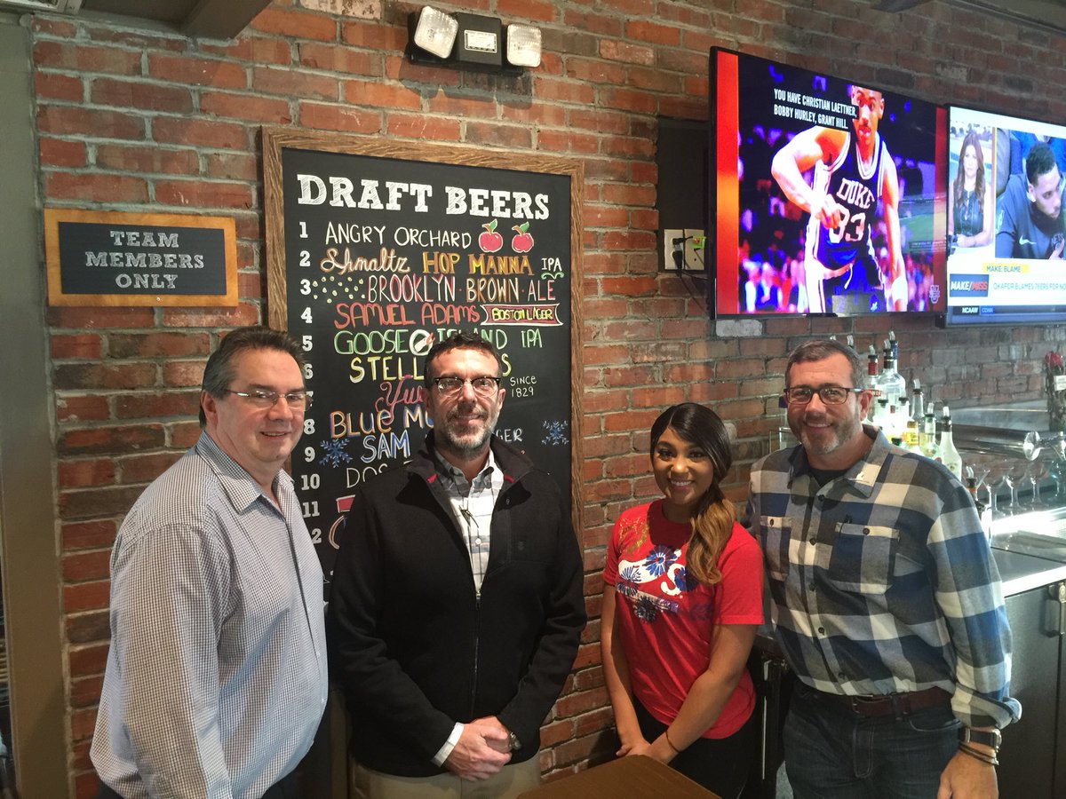 don bauer (@chilihead11) on Twitter photo Jazminn at Glenmont,NY Hope Captain and the Beer Board artist that scored $300 for the kids at St.Jude <a href="/CreateAPepper/">CreateAPepper</a> <a href="/ChilisJobs/">Chili's Jobs</a> @bohebeaa Jazminn at Glenmont,NY Hope Captain and the Beer Board artist that scored $300 for the kids at St.Jude <a href="/CreateAPepper/">CreateAPepper</a> <a href="/ChilisJobs/">Chili's Jobs</a> @bohebeaa