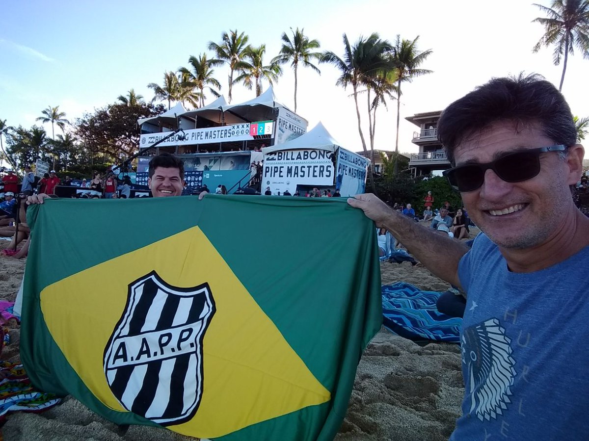 MacacosMundo's tweet photo. Macaco @OdirAmaral no Mundial de Surf no #Havaí🇺🇸 #pipeline
@aapp_oficial #PontePreta
#MacacosPeloMundo 🇧🇷x🇺🇸
#SomosTodosMacacos💪🏽🦍
#VamosMacaca🐵 https://t.co/jY1y4osC9B