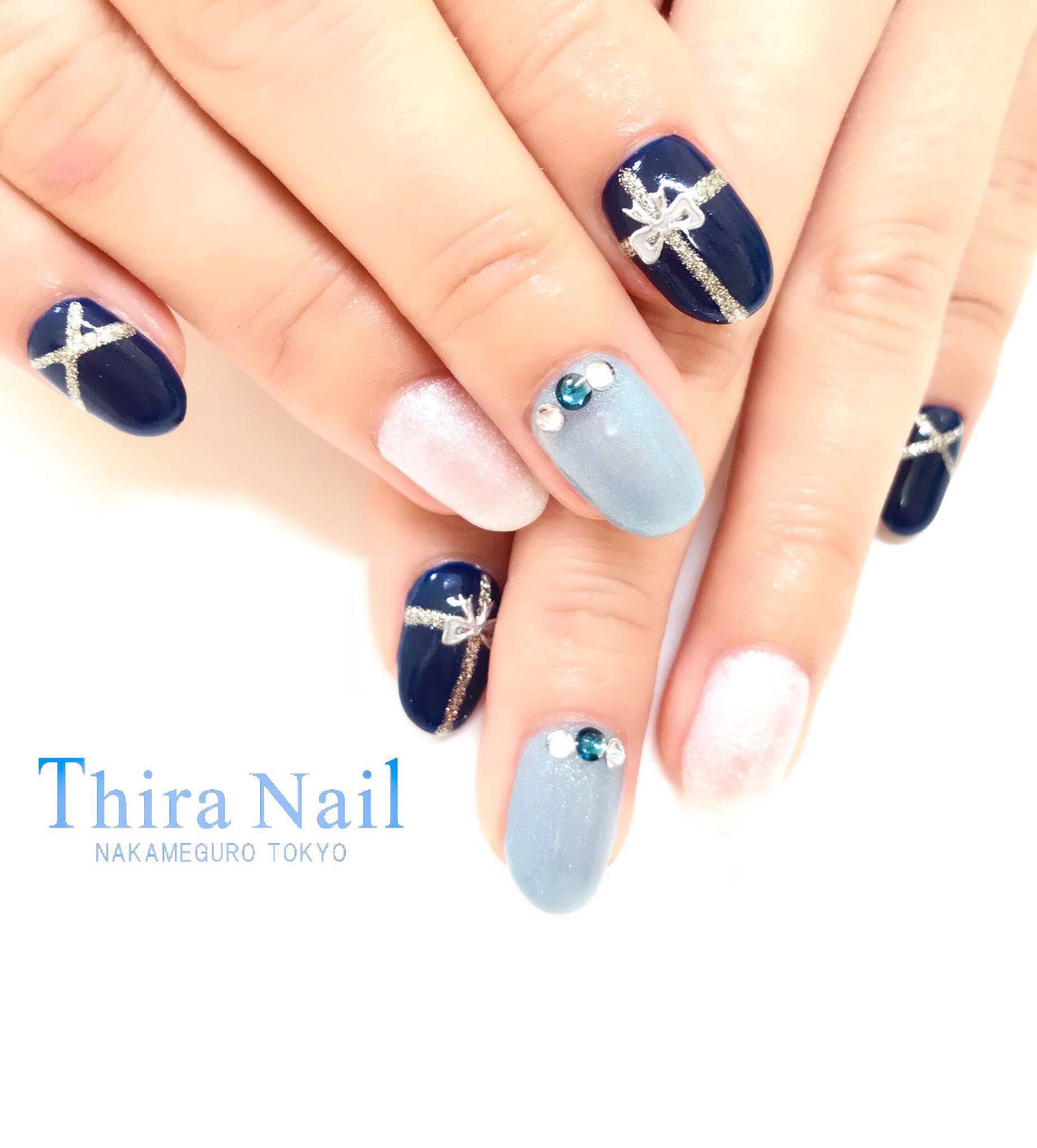 Thira Nail デザインbコースより Thiranail 冬ネイル リボンネイル プレゼントネイル Nailart T Co 9oxmupoxgt Twitter