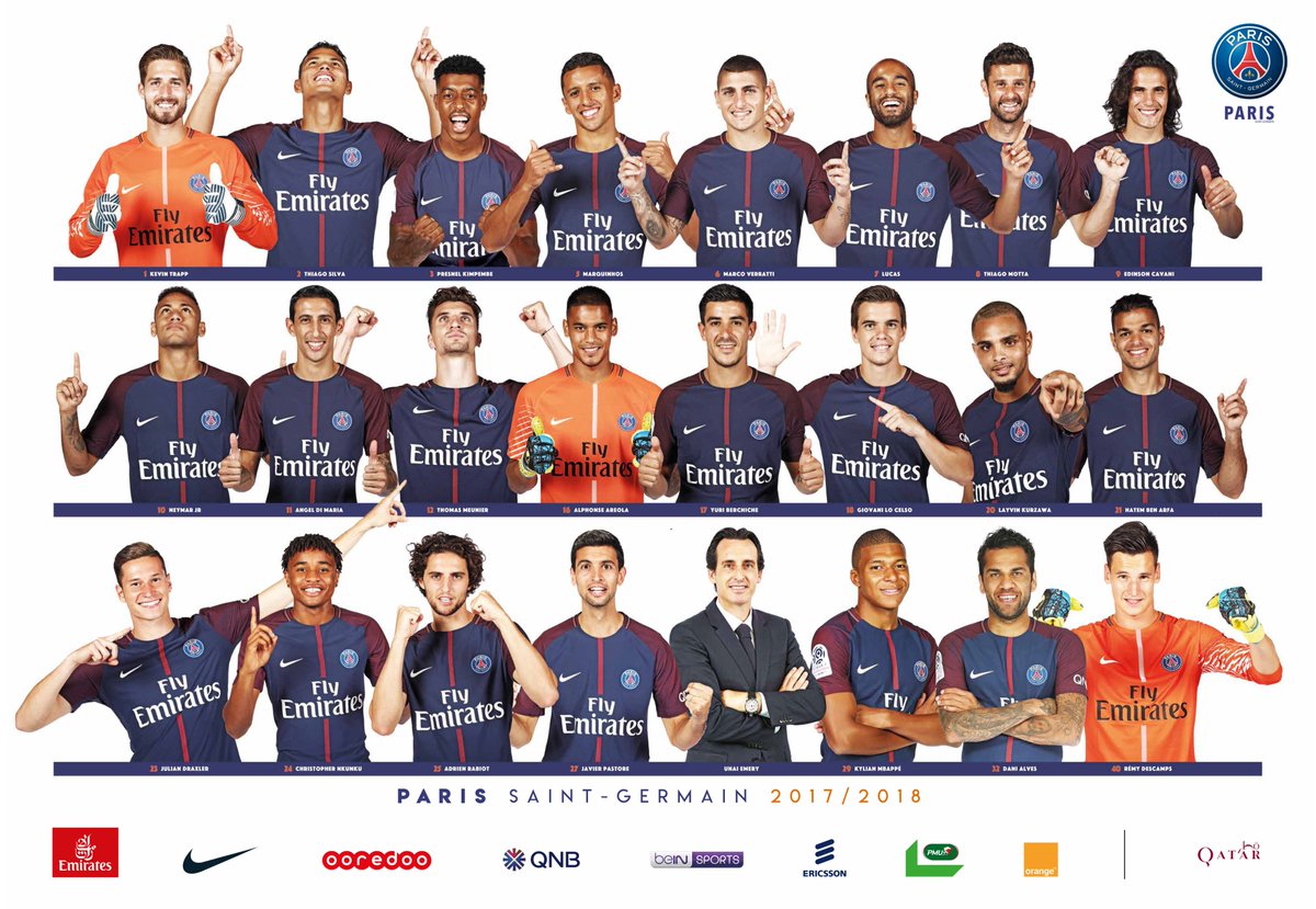 PSG_inside's tweet photo. Le dernier numéro de "Au Cœur du Club" spécial posters est disponible en kiosque ! 🗞 https://t.co/db9aqRwChL