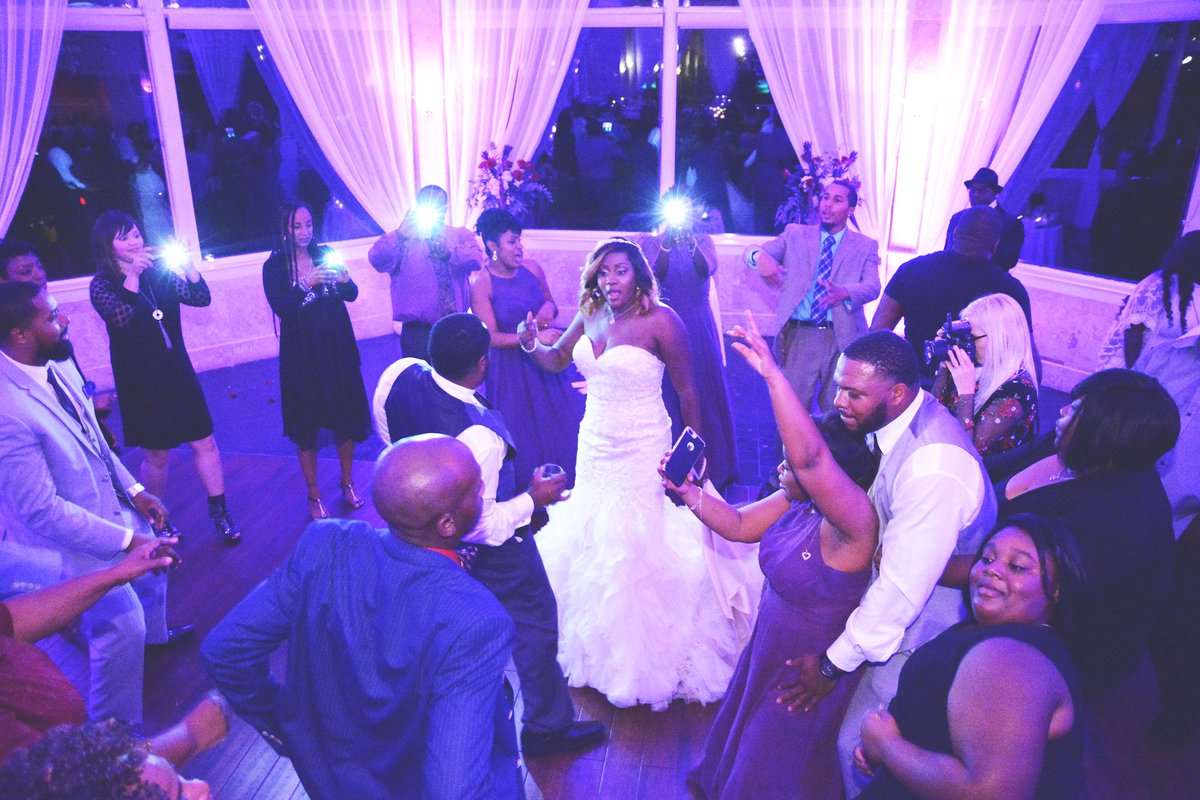 ExqSoundsEnt's tweet photo. A view from up top when the party's going on!!! Good times with DJ Jaybee at the helm..looking like another #exquisite night!!
#exquisitesoundsent #atlantawedding #piedmontroom #dancing #wedding #groom #bride #atlanta https://t.co/lixsTHzadf