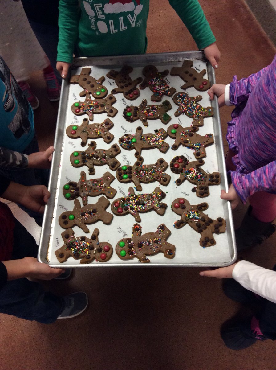 mrscardinal11's tweet photo. Bringing our Gingerbread Men to the oven to get baked! @rocoridistrict #CSESTRONG #cse2030 https://t.co/Chsxu9asxN