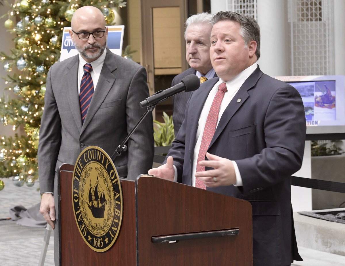 SKIPSCAM's tweet photo. .@MCCoyCountyExec received national recognition named County Leader 2017 by American City&amp;County Magazine #countyexec #518news https://t.co/NHK1MdqmEg