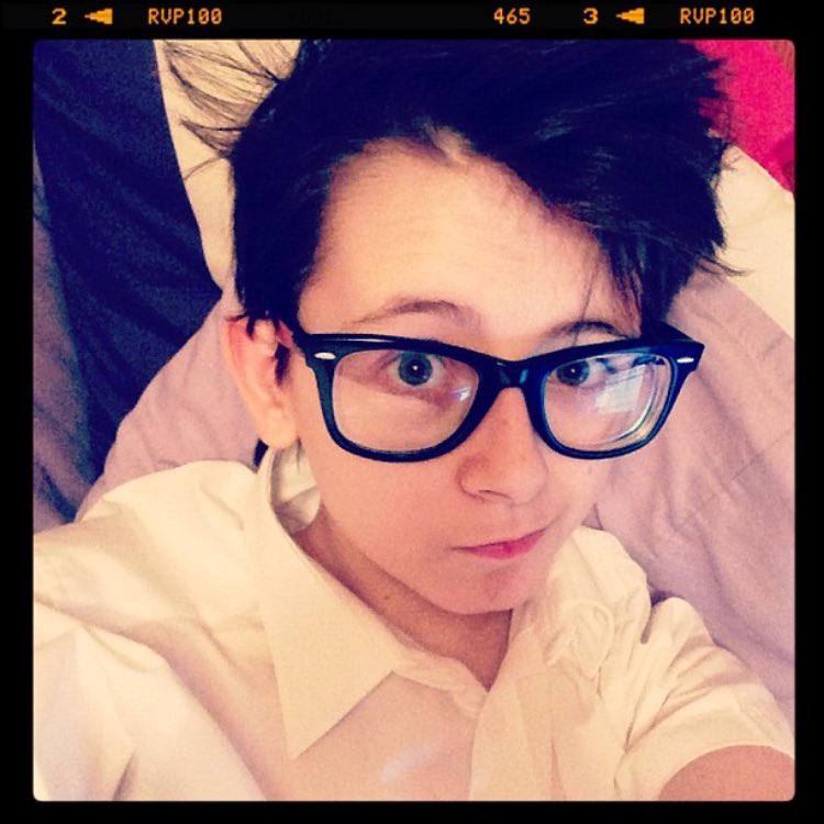 jamestkiirk's tweet photo. #fastforwardfiveyears the only real difference is none of my selfies feature my school uniform anymore. also my hair is bleached. thats it. https://t.co/F0DsJrAshK