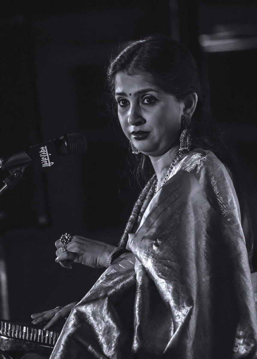harshad_zare's tweet photo. @Singer_kaushiki The Sawai Monochrome ! https://t.co/ANTapp4BAB